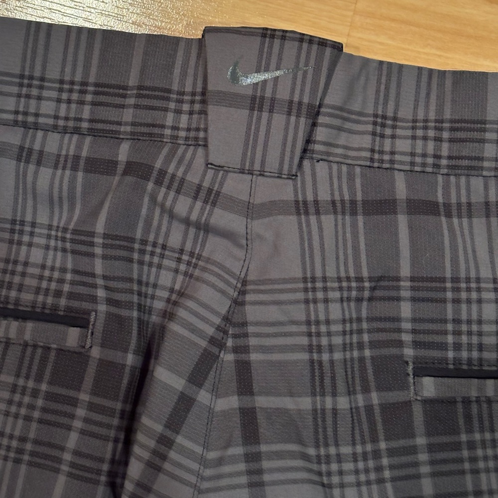 Nike Golf Men's Plaid Black and Gray Shorts - Picture 7 of 7